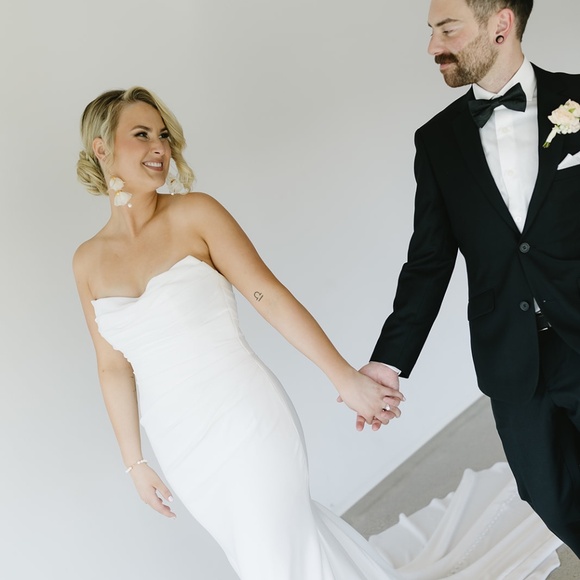 Paloma Blanca 2435 Mikaella - Picture 6 of 8